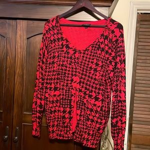 Lane Bryant red/black graphic herringbone cardi